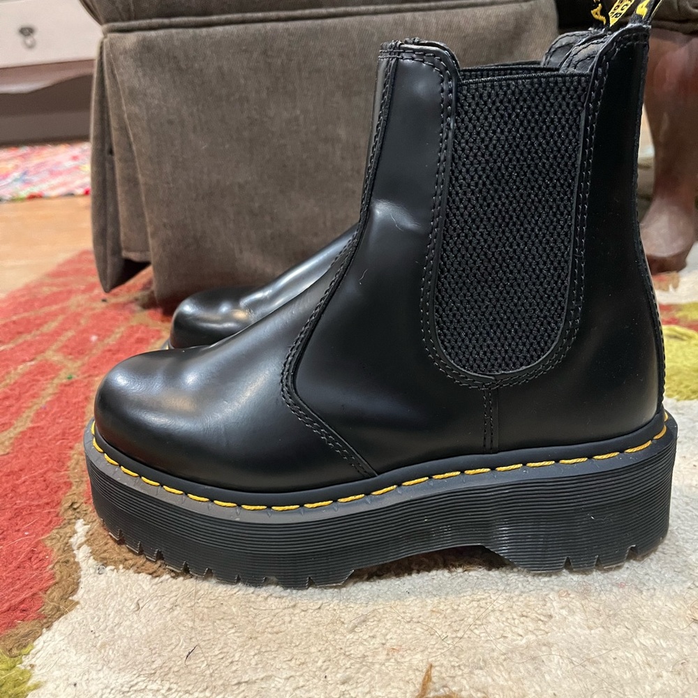Dr. Martens Airwair - Picture 3 of 3